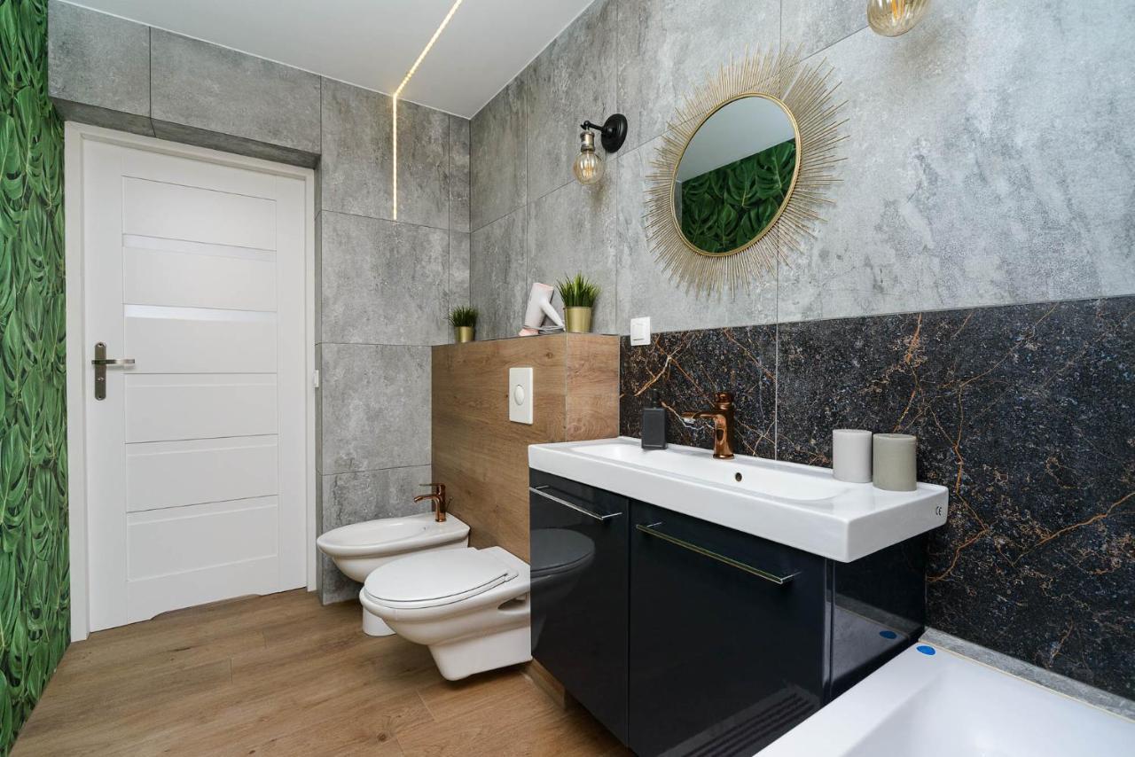 Stylish Apartment In The City Center Of Варшава Екстериор снимка