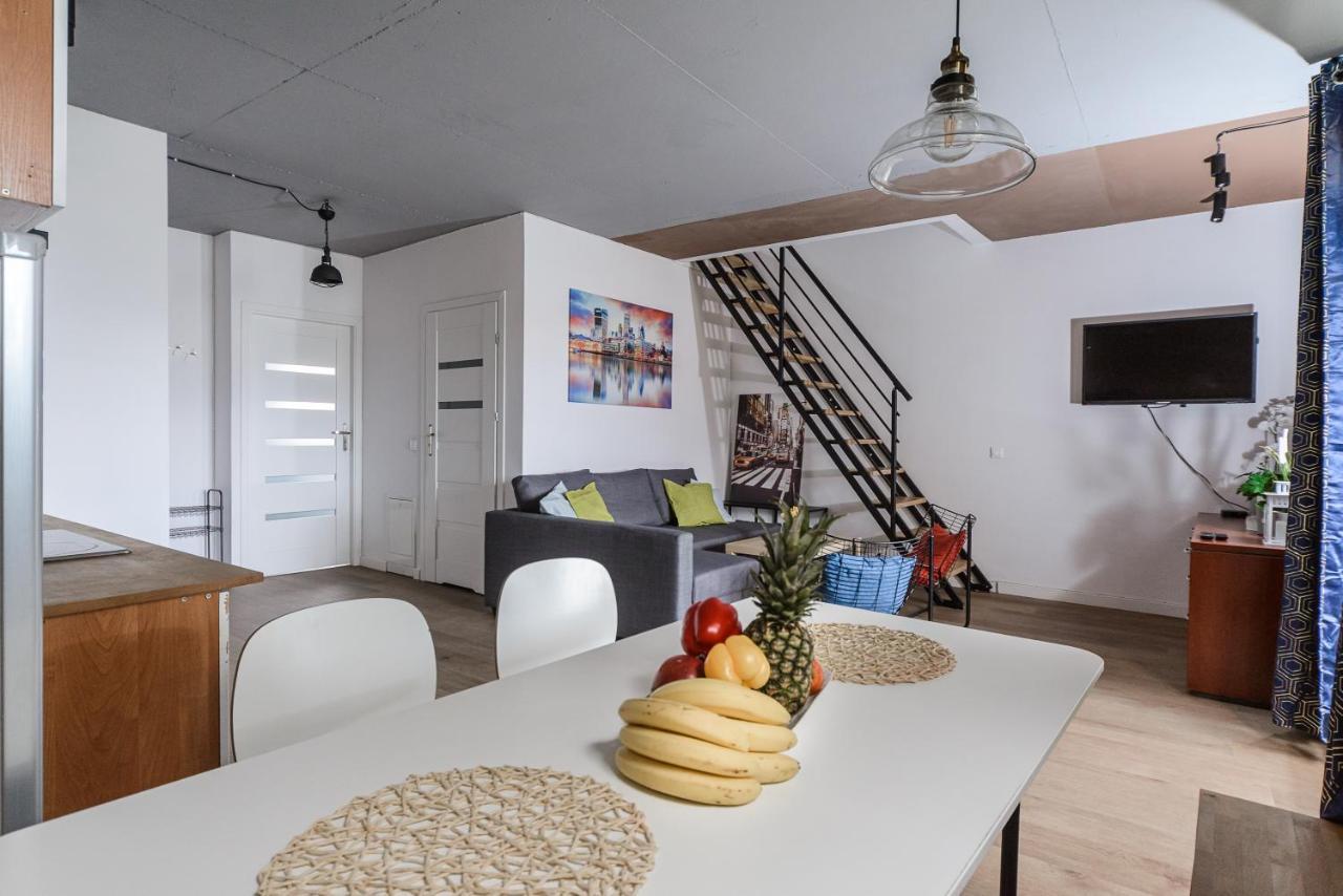 Stylish Apartment In The City Center Of Варшава Екстериор снимка