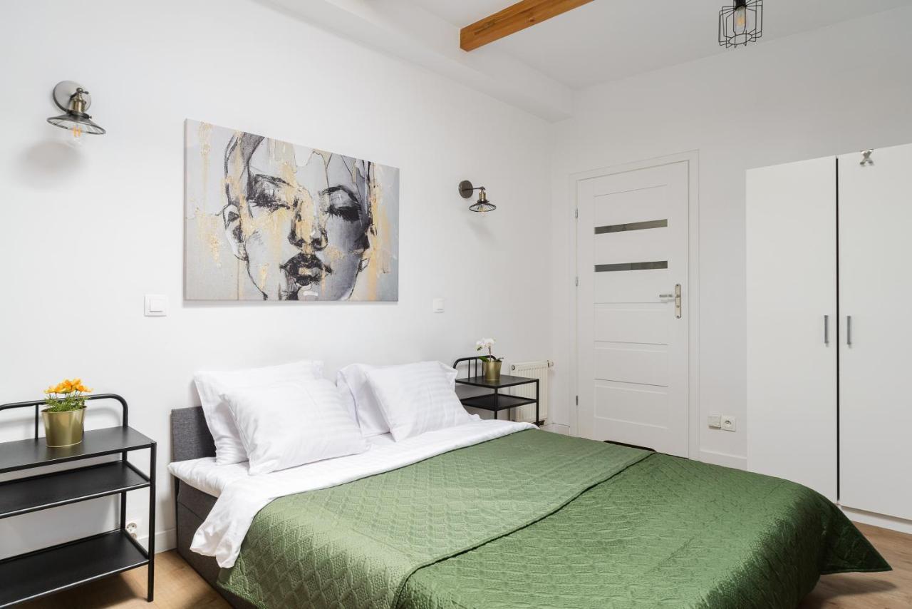 Stylish Apartment In The City Center Of Варшава Екстериор снимка